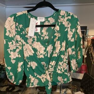 NWT Green floral top